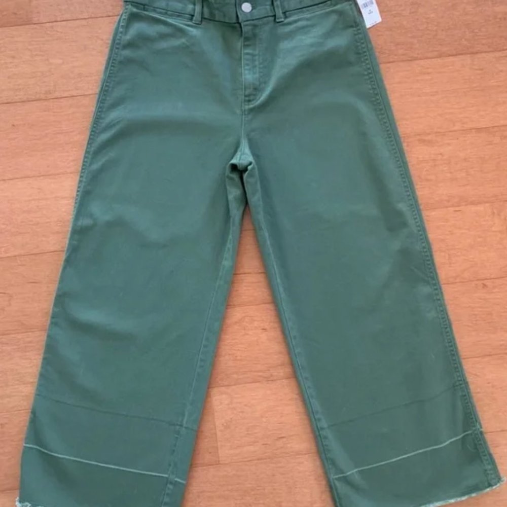 GAP Green Wide Leg Crop Pants Size 0